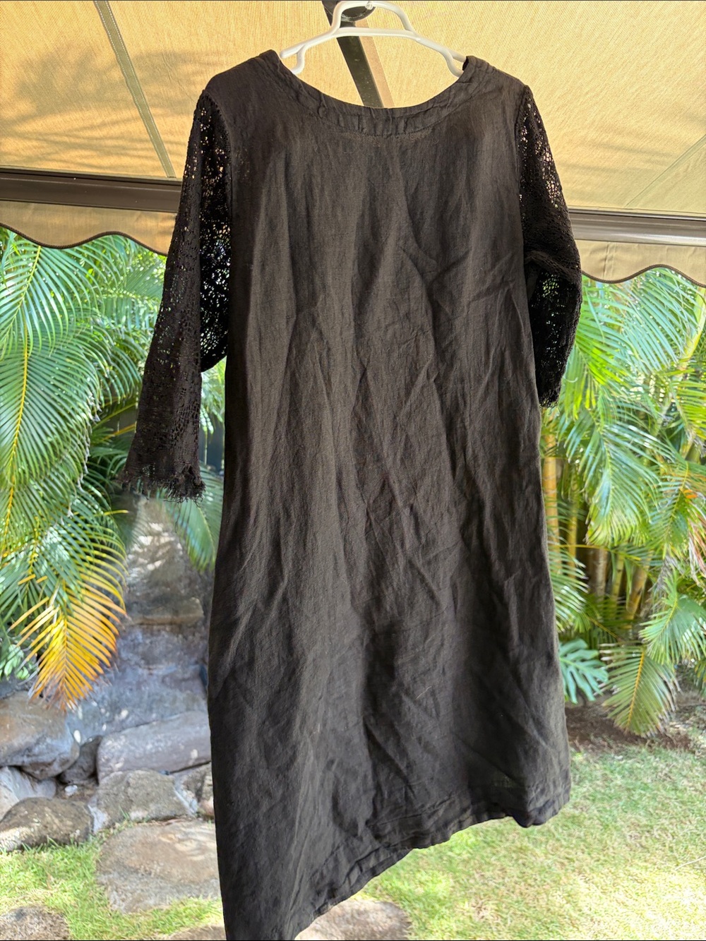 cut loose Black Asymmetrical Hem Dress with Lace Sleeves